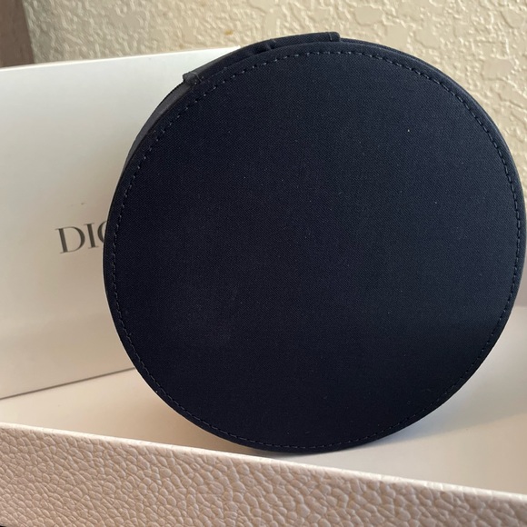 Dior Beaute Vanity Zip Round Cosmetic Makeup Mirror Case NEW IN BOX - Picture 9 of 11
